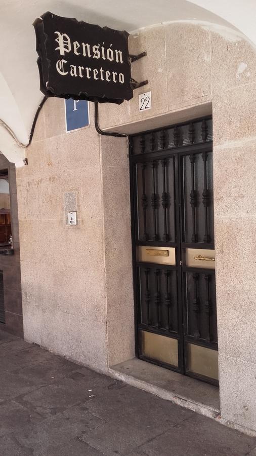 Pension Carretero Cáceres Exterior foto